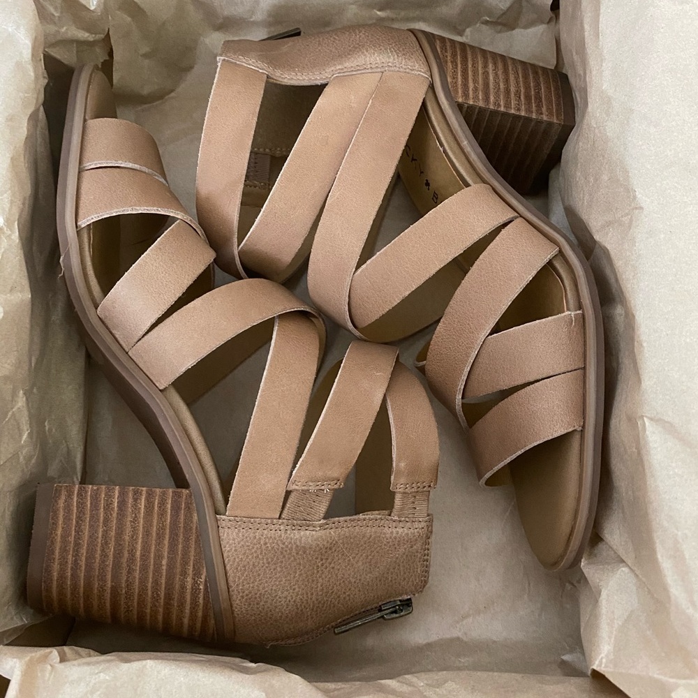 Lucky Brand Dress Sandal